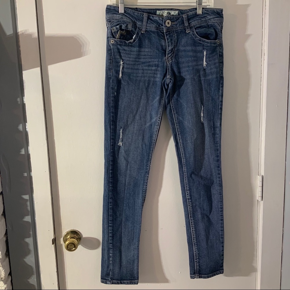 JOLT JEANS JRS SZ 11 BLUE DISTRESSED